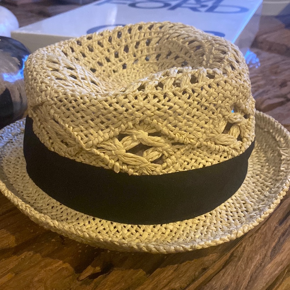 Straw hat with black ribbon